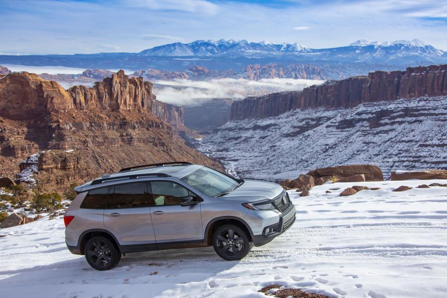  Honda Passport 2019 года  (фото 18 из 53)